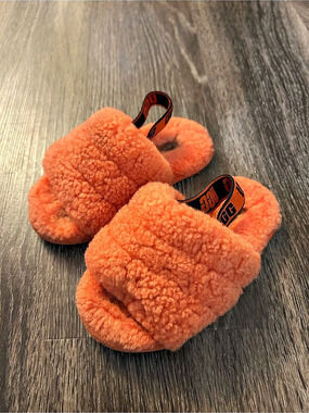 UGG Fluff Yeah Slide Orange Plush Slippers US 10 Toddler